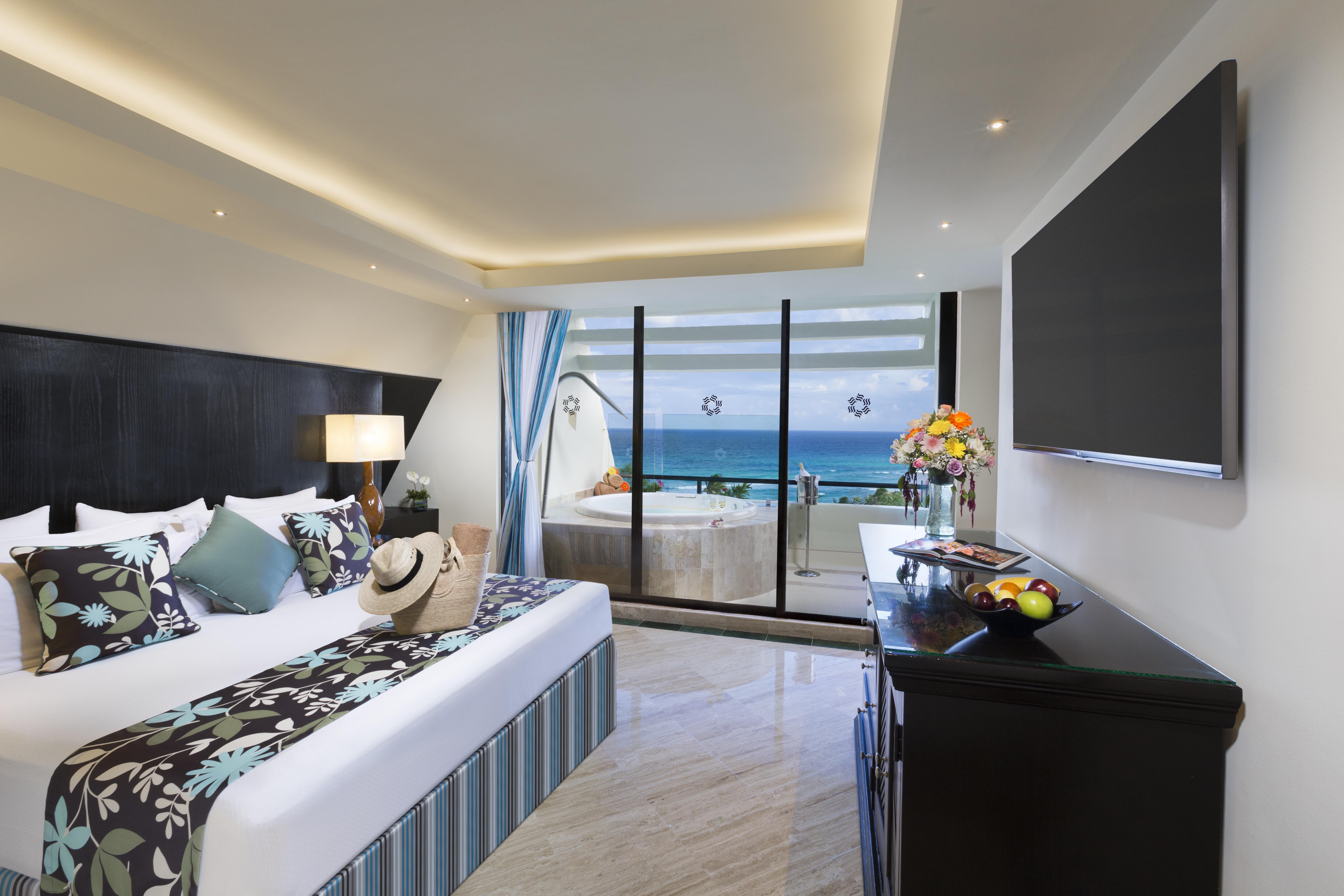 The Pyramid Cancun By Oasis Exteriör bild Junior Suite Ocean View