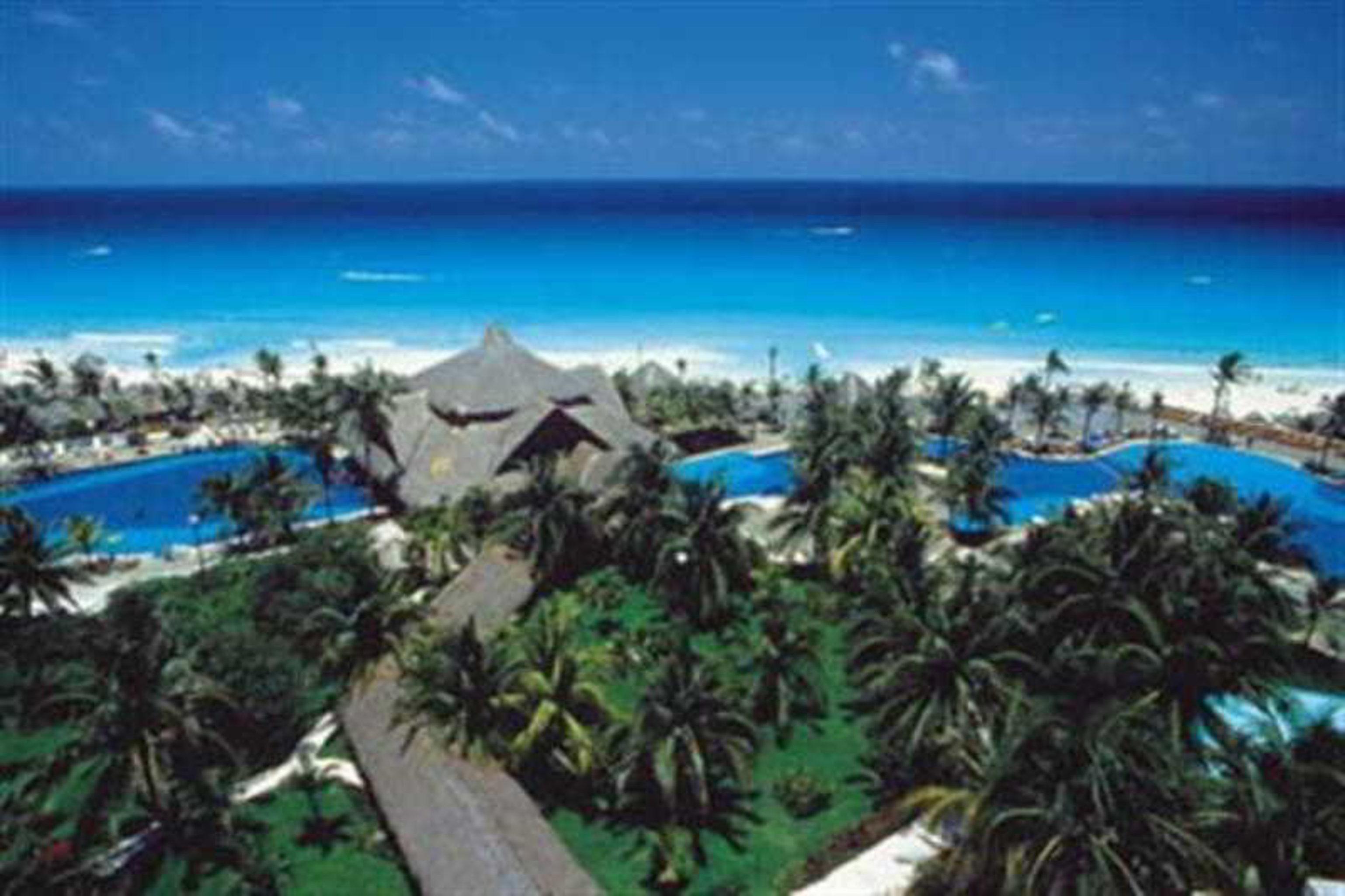 The Pyramid Cancun By Oasis Exteriör bild Cancún