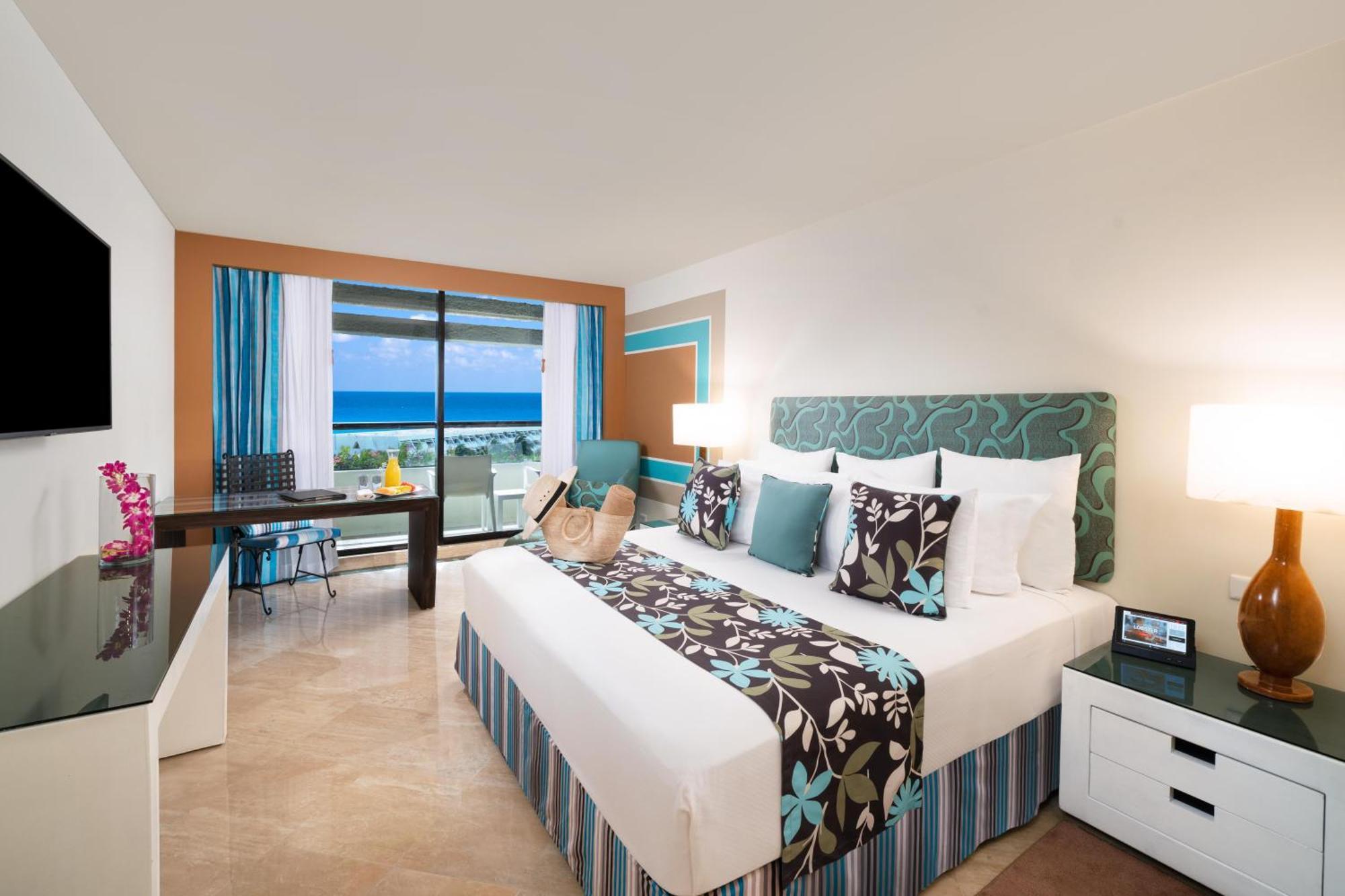 The Pyramid Cancun By Oasis Exteriör bild Junior Suite Ocean View
