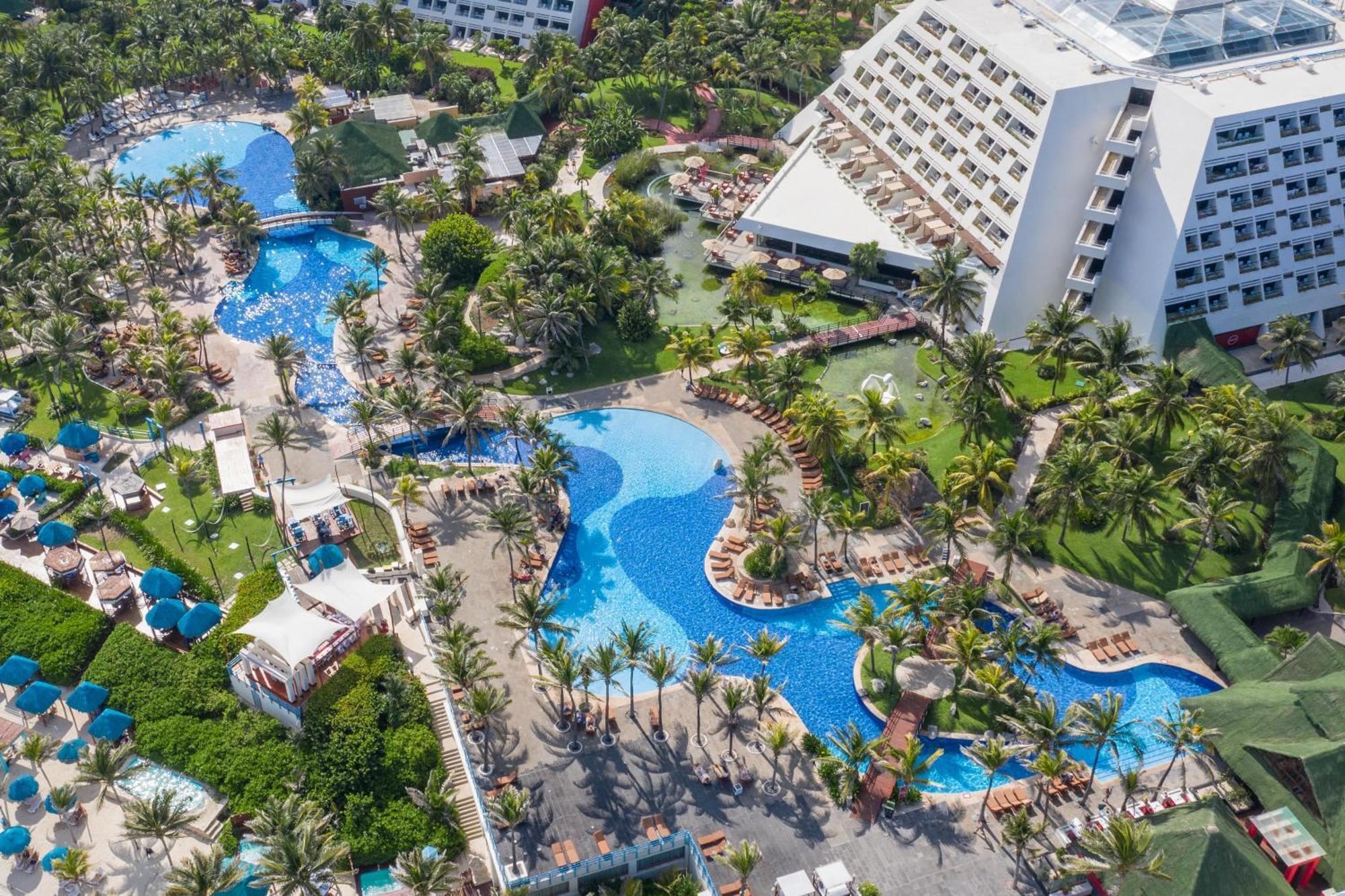 The Pyramid Cancun By Oasis Exteriör bild Hard Rock Hotel